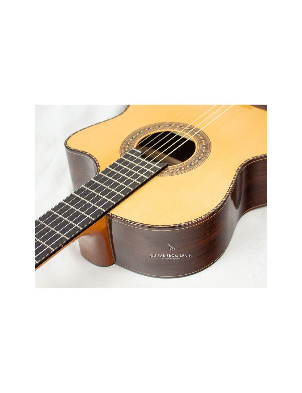 Camps M2000 Classical guitar M-2000 Cutaway Classical